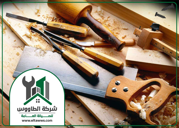 نجار في الشارقة